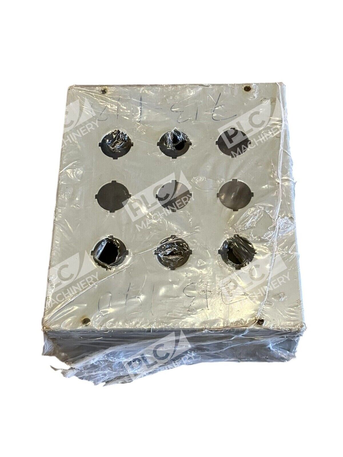 EXM Nema12 9-Hole Pushbutton Enclosure 1500 ED090804