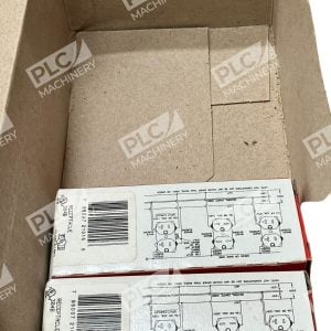 Pass Seymour CRB5262 I Duplex Receptacle Legrand Ivory lot of 2 226985490653