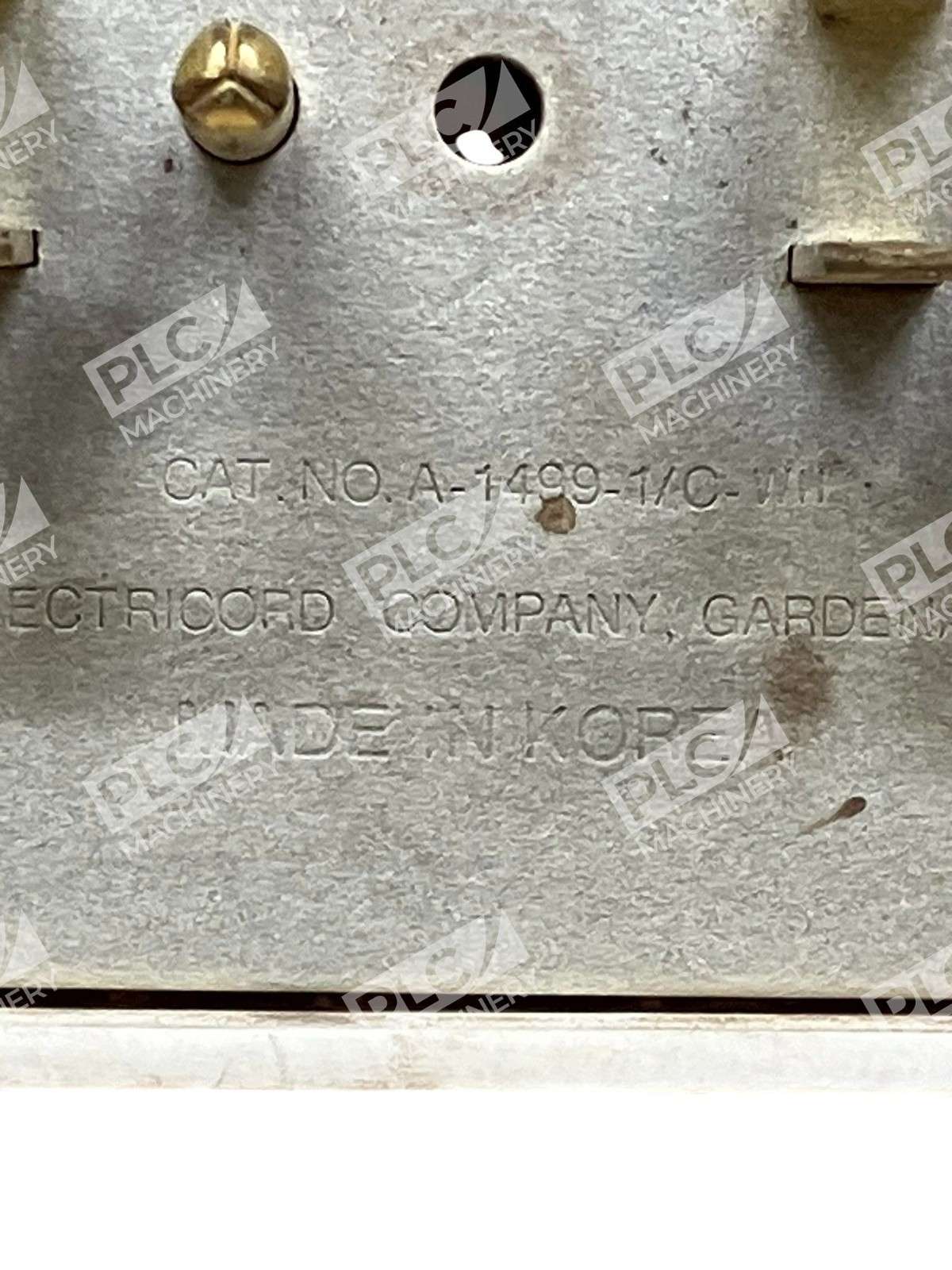 Pacific Electricord A-1499-1/C-WW 6-Outlet Multi-Tap Extender 15A 125V 50/60Hz - Image 4