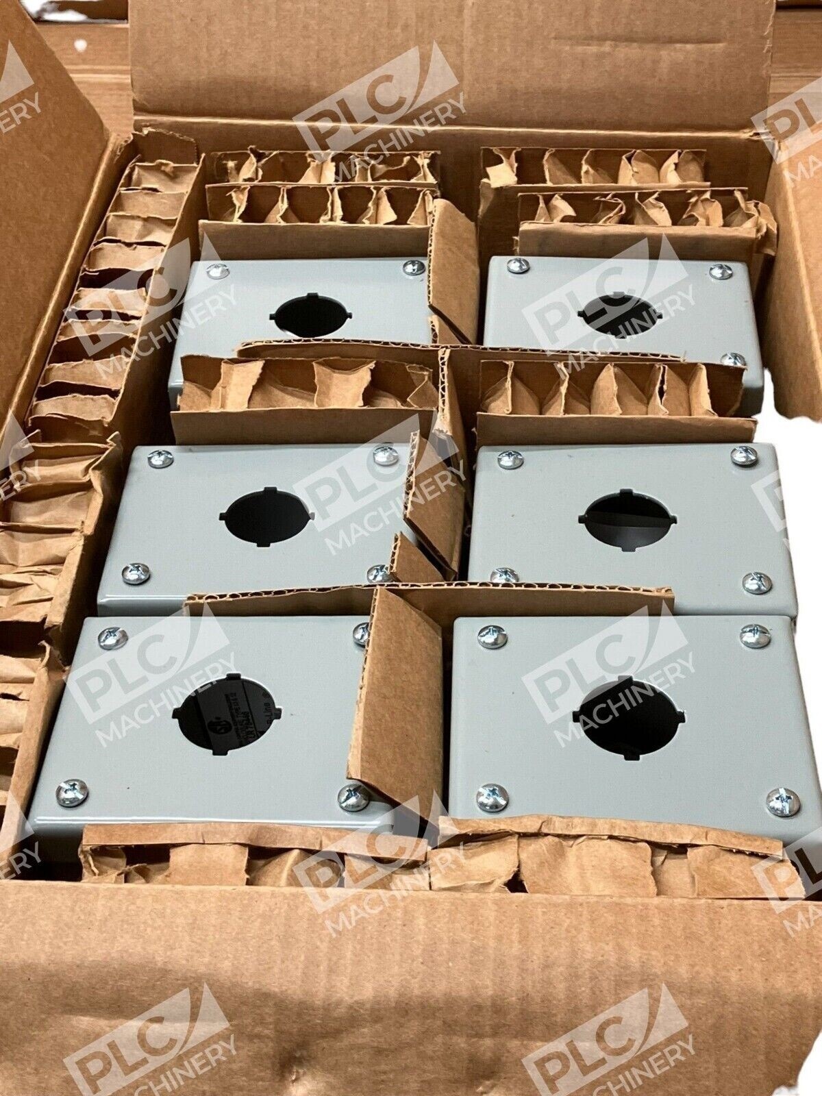 Cooper B-Line PB1 Type 12 Standard Pushbutton Enclosure 1 Hole 4x3-1/4x3 (Box of - Image 4