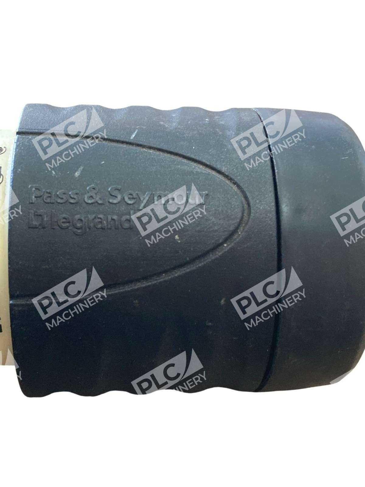 Pass & Seymour Legrand L1520P Electrical Connector End Cap Plug 20A 250V - Image 4