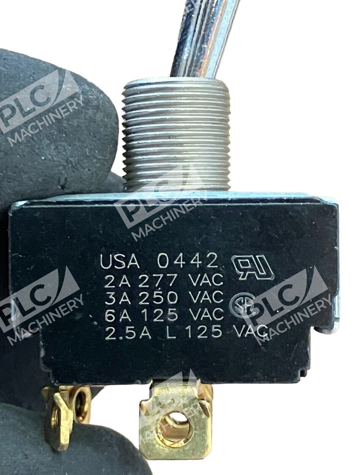 Eaton E10T206AS Bat Habdle Toggle Switch USA 0442 (Box of 8) - Image 6