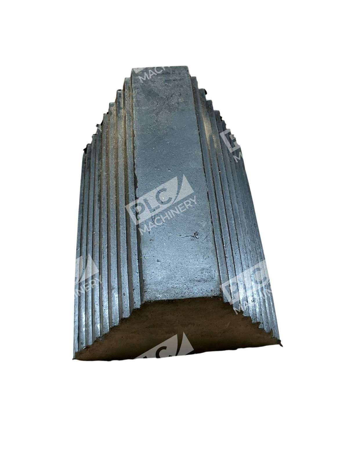 Grainger 2A092G Wheel Chock / Wheel-Track Chock Industrial Safety Equipment - Image 4