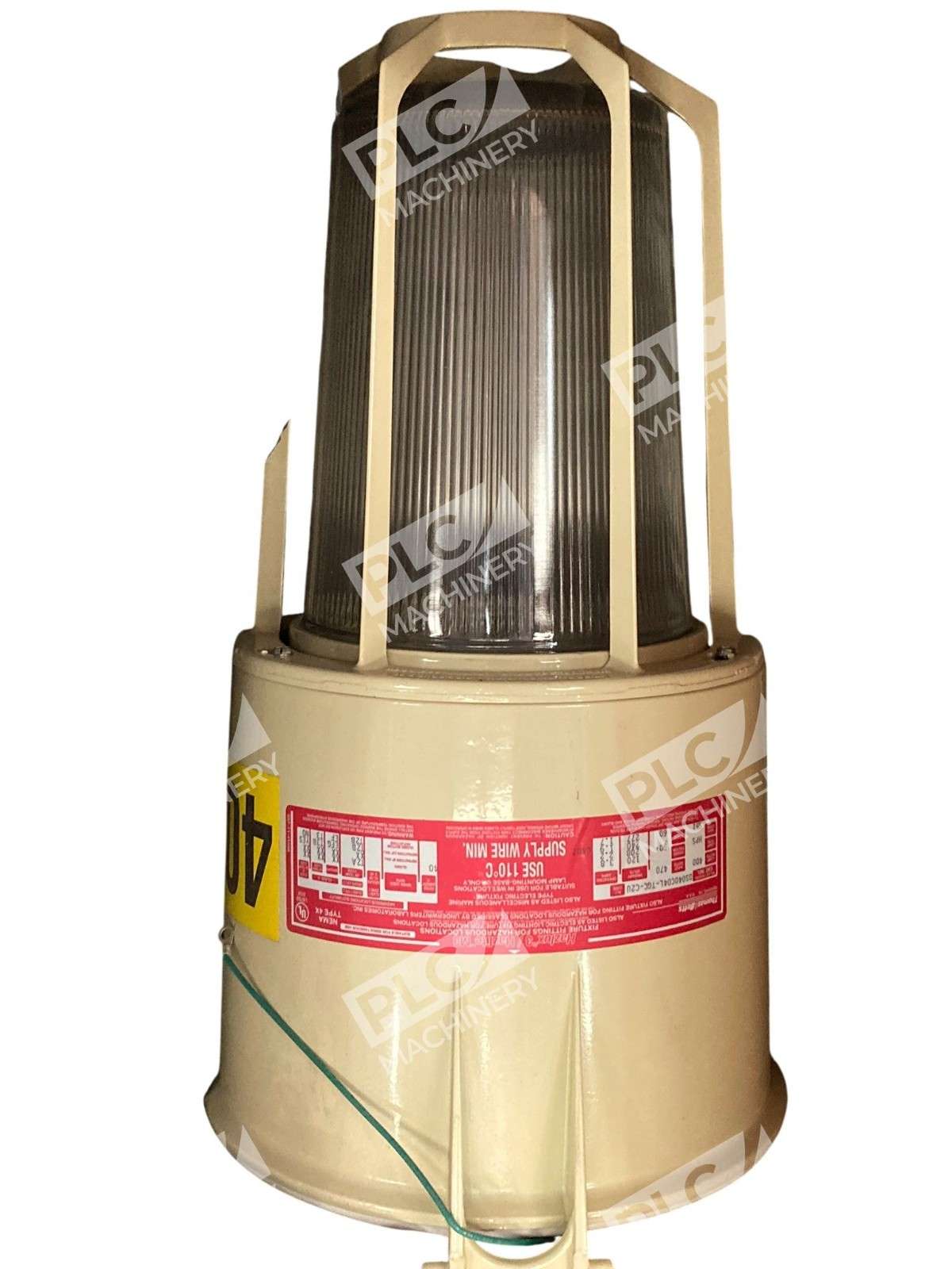 T&B Hazlux 3 DS040C04L-TGC-C2U Ceiling Mount Light w/ Globe & Guard 400W - Image 4