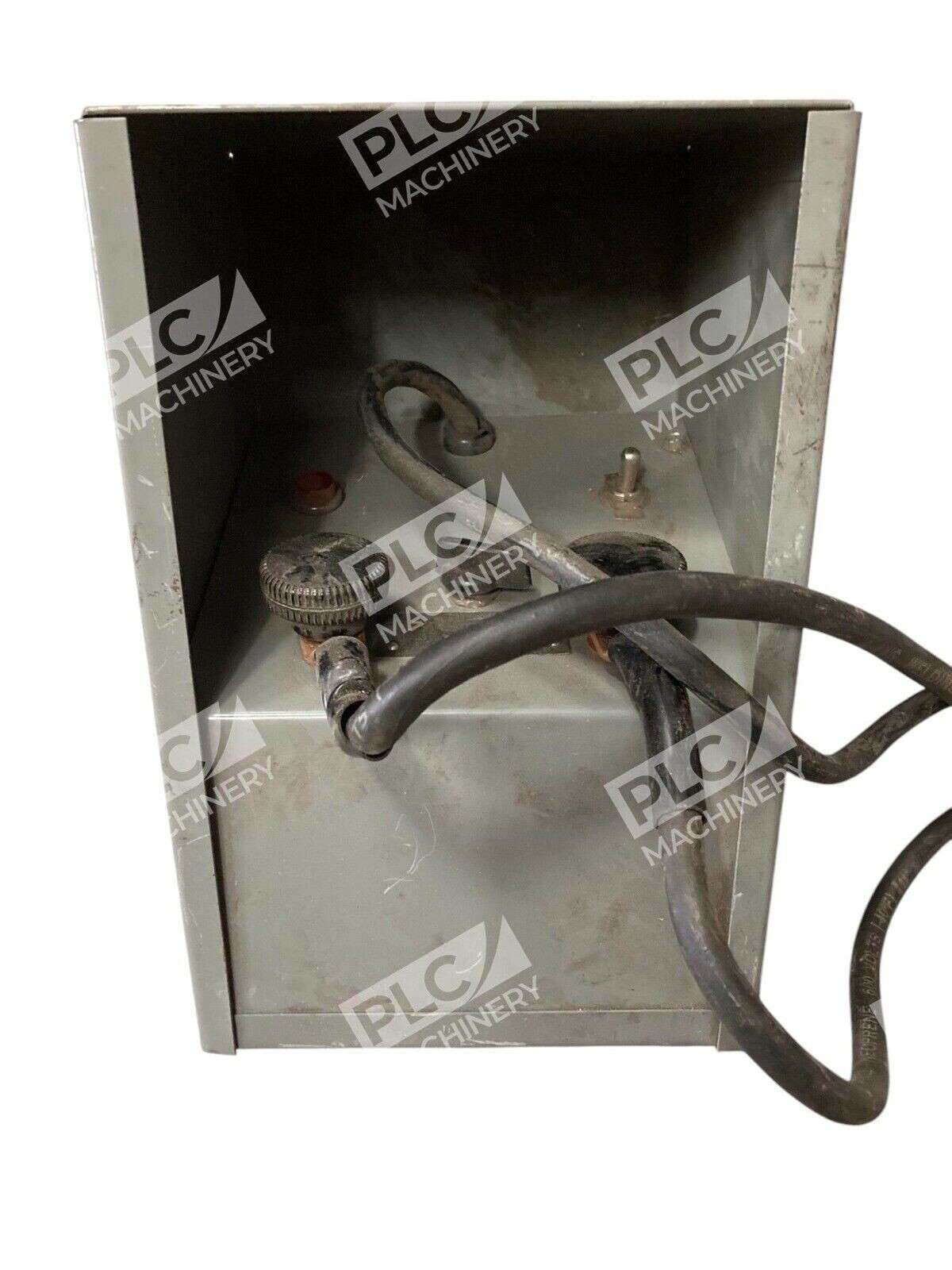 Luma Electric Equipment 120V 50-60Hz AC Only 6A Model 50 - Image 4