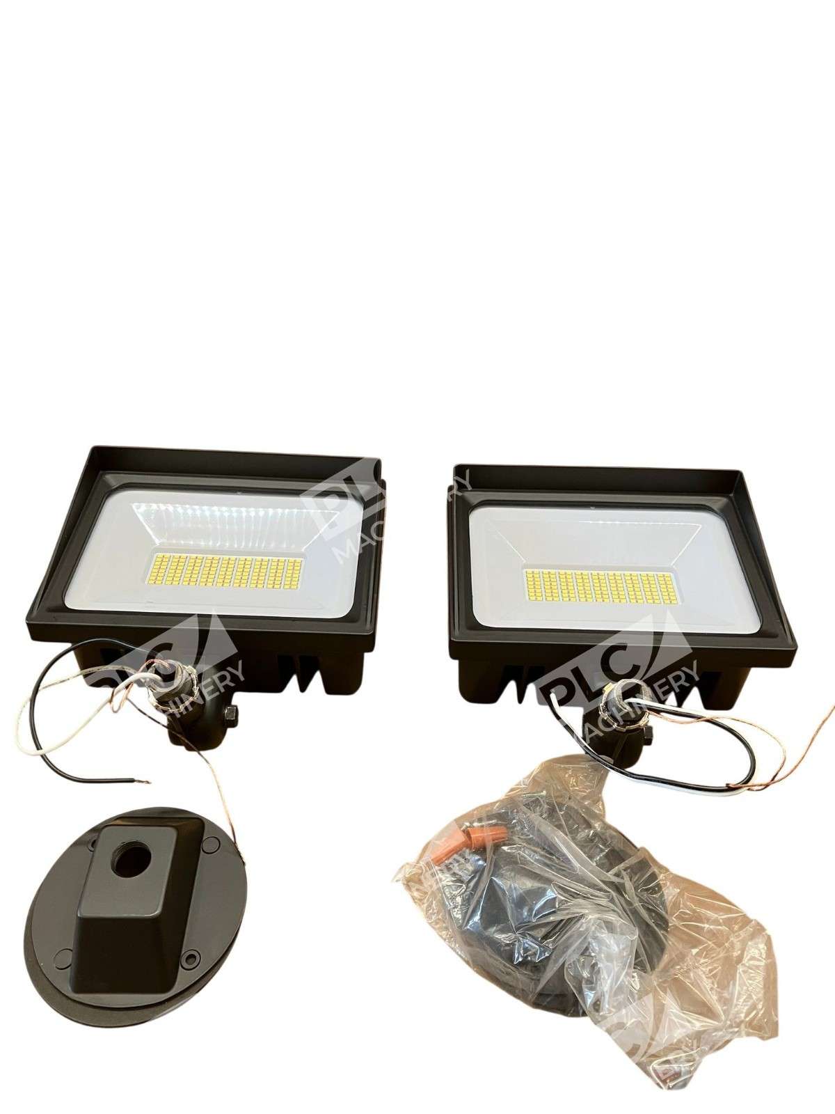 DEWENWILS HFLB02A Outdoor Flood Light 65W One Box of 2 - Image 8