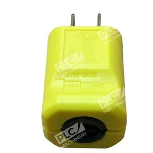 Pass Seymour PS5965 Y MaxGrip Plug Legrand lot of 2 226985468009